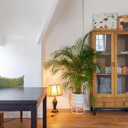 Fantastic Floor 1 Bedroom Loft Flat In Fitzrovia * London