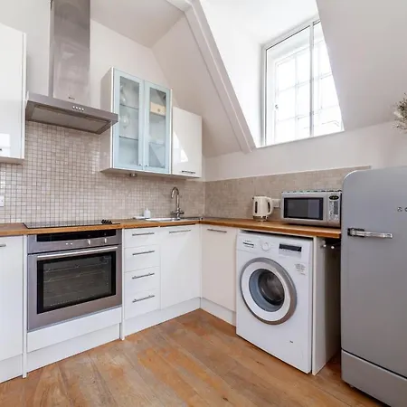 Fantastic Floor 1 Bedroom Loft Flat In Fitzrovia Apartment *