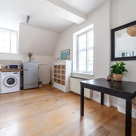 Apartment Fantastic Floor 1 Bedroom Loft Flat In Fitzrovia London