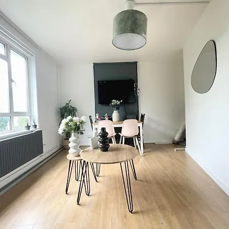 Stylish 2 Bedroom Flat In Angel Location Apartment *