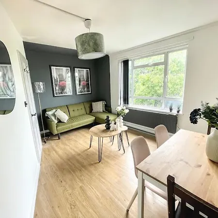 Apartment Stylish 2 Bedroom Flat In Angel Location *