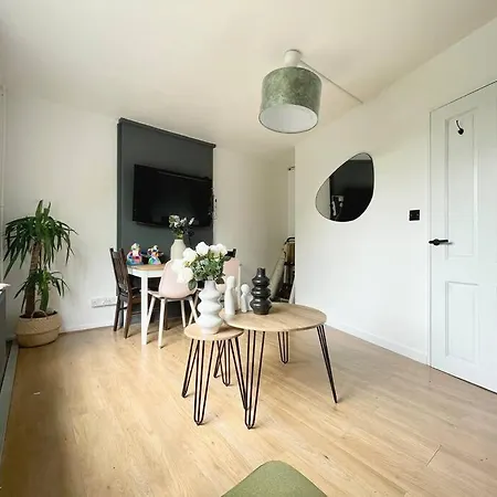 Apartment Stylish 2 Bedroom Flat In Angel Location *