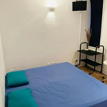 Hyde Park Chelsea Apartment London