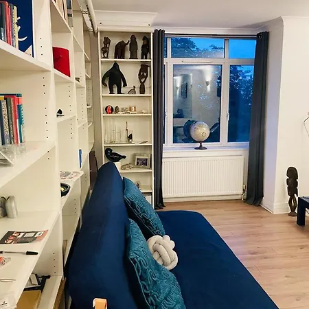 Hyde Park Chelsea Apartment