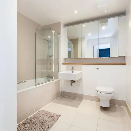 Apartment The Shards Beauty 2 Bedroom London