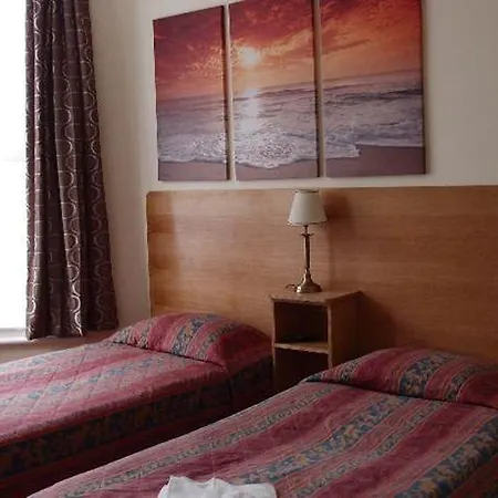 65 Hotell