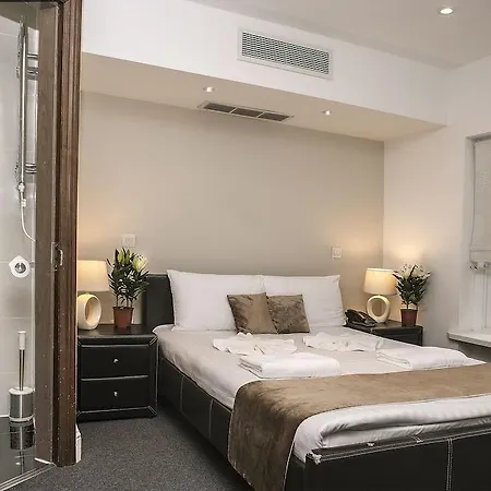 Nox Kensington Gardens 4* London