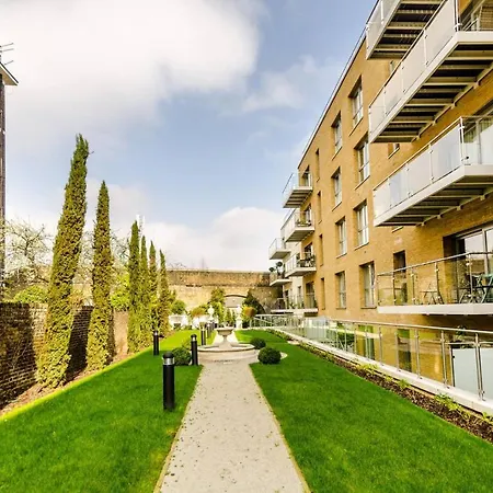 Modern Nespresso Luxe Apartment London