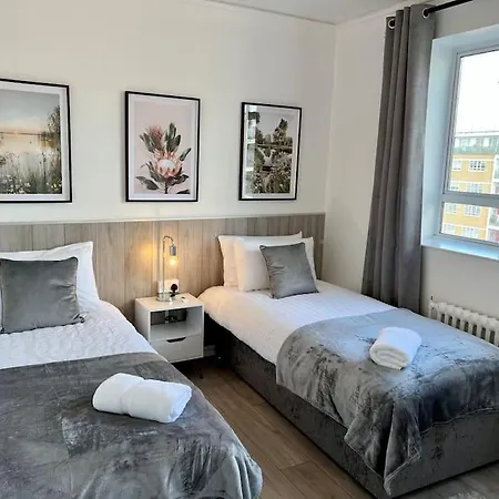 Apartment Lovely 3 Bedrooms Flat