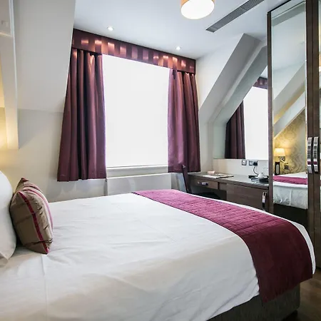 The Pillar Hotel 4*