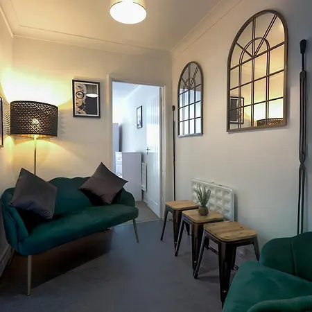 Trendy 2bed Flat Bethnal * London