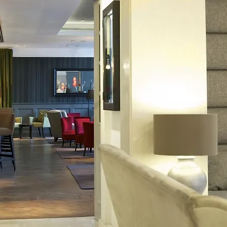 Bridge Hotel