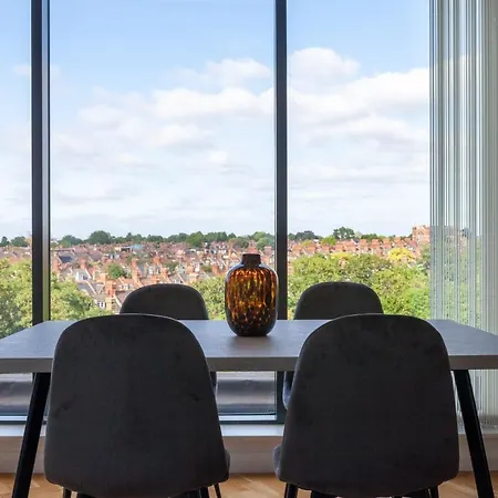 Apartment The Streatham Penthouse *