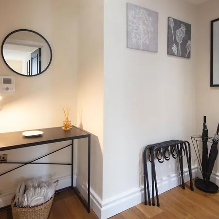 Apartment Kensington High Street One Bed *