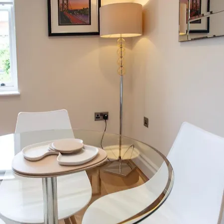 Apartment Kensington High Street One Bed *