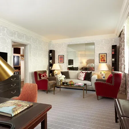 Brown's Hotel, A Rocco Ξενοδοχείο 5*