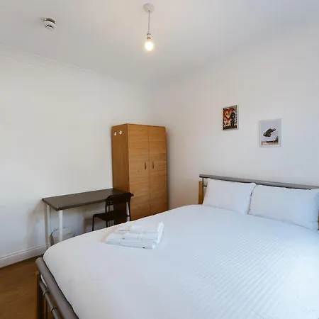 Guest house Plaistow Cosy Double - 8 *