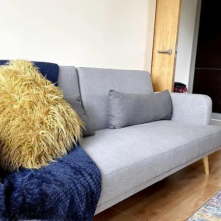 Apartment Cosy 2 Bed 5 Min Walk From London Tube Station