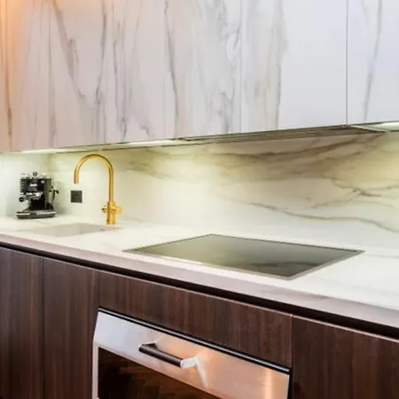 Apartment Modern Penthouse In The