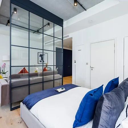 Luxury Apartment-business-relocation-canary Wharf Apartment London