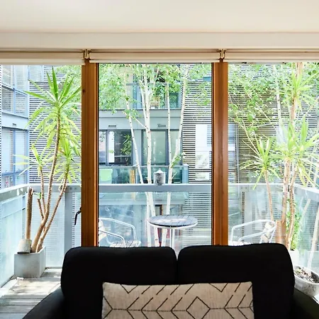 Apartment The Jasper Walk Escape - Charming 2bdr Flat With Balcony London