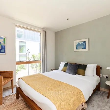 The Jasper Walk Escape - Charming 2bdr Flat With Balcony *
