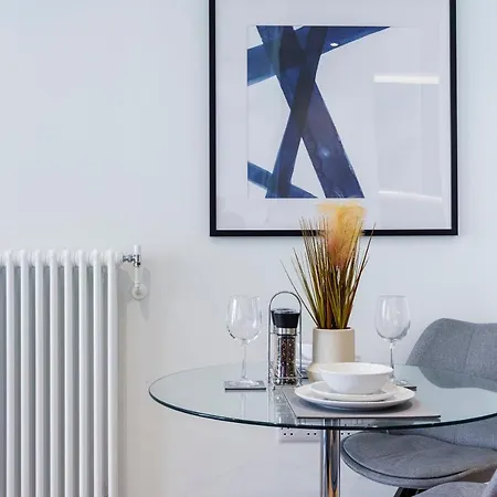 Apartment Luxury Apartment-business-relocation-canary Wharf