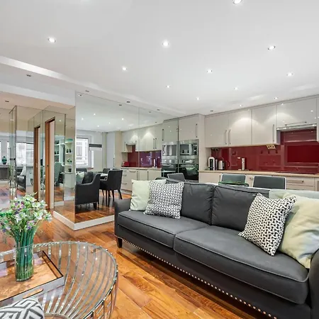 Stylish 2bd Flat Opposite Harrods Prime Location Apartment