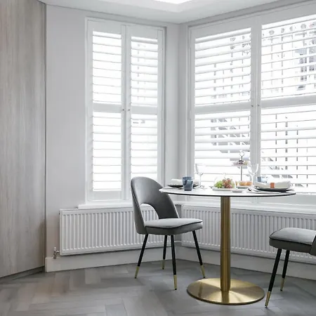 Cozy Elegant In Nevern Square London