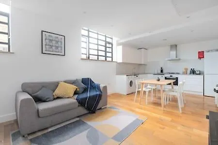 Apartmán Trendy East Flat Sh11 *
