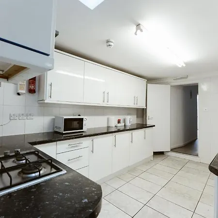 Plaistow Cosy Double - 8 London