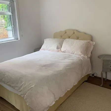 Stunning In Maida Vale Apartment *
