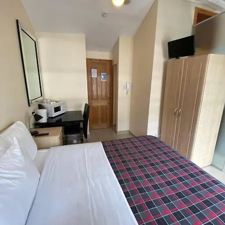 Apartment To Let In Covent Garden With Kitchen *