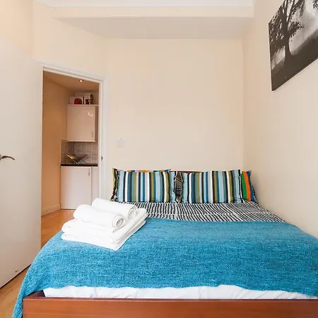 Kings Cross Apartment London