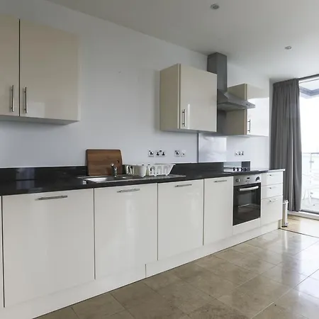 Belvedere Olympic One Eighty Apartment Ilford
