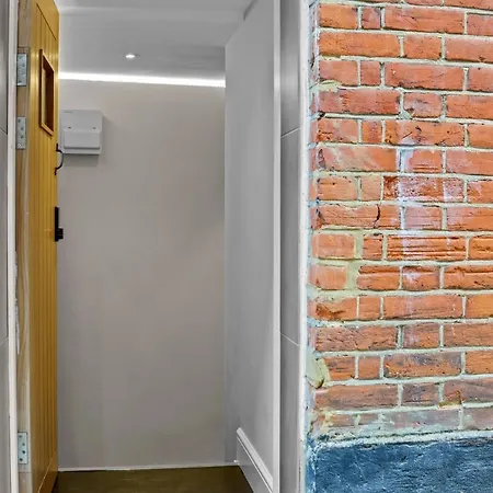 Apartment Modern Flat