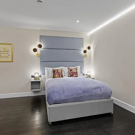 Modern Flat Apartment *