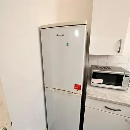 2 Amazing Double In Whitechapel *