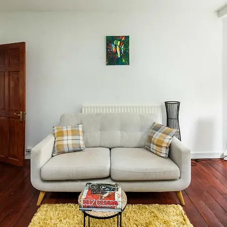 Apartment Cosy 3bd For 6 / 6 Beds