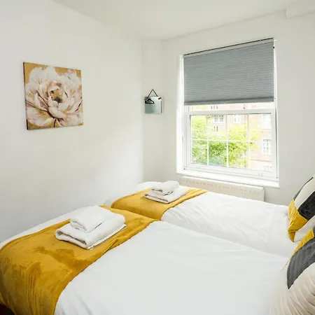 Apartment Cosy 3bd For 6 / 6 Beds *