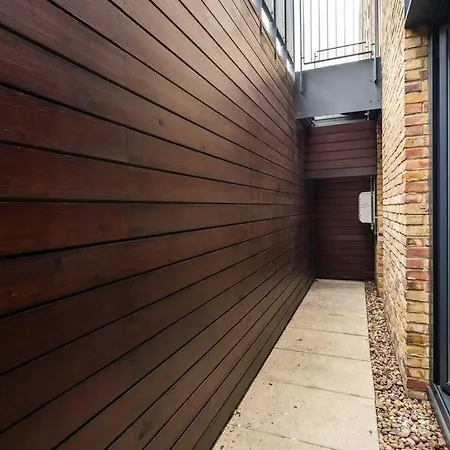 Chic And Spacious Flat Near Bond Street Lejlighed London