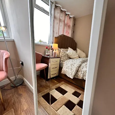 Pensjonat Canary Wharf Single Double And En-suite Londyn
