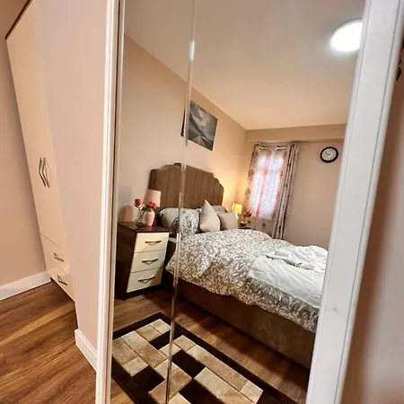 Pensjonat Canary Wharf Single Double And En-suite *