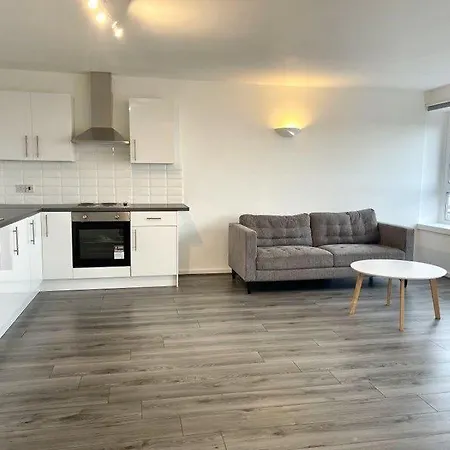 Stunning Royal Arsenal River View Apartment *
