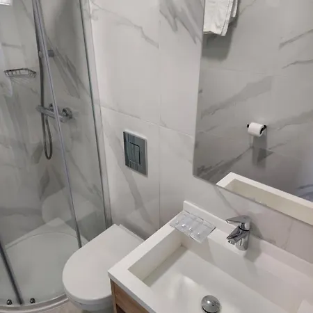 Homefield Hotel London