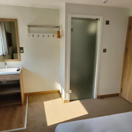 Hotel Homefield London