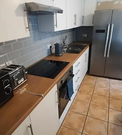 Apartment 66 Station Road
