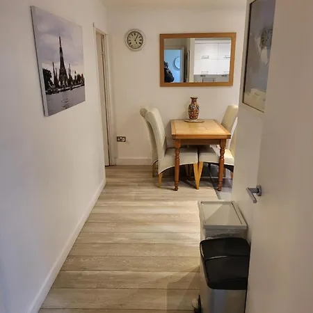 Apartment Walking To Tower Bridge *