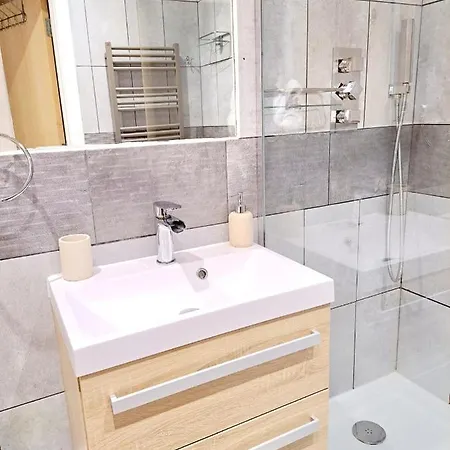 Tottenham Spur Hideaway Apartamento