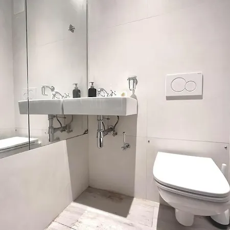Apartment Kensington Heights London